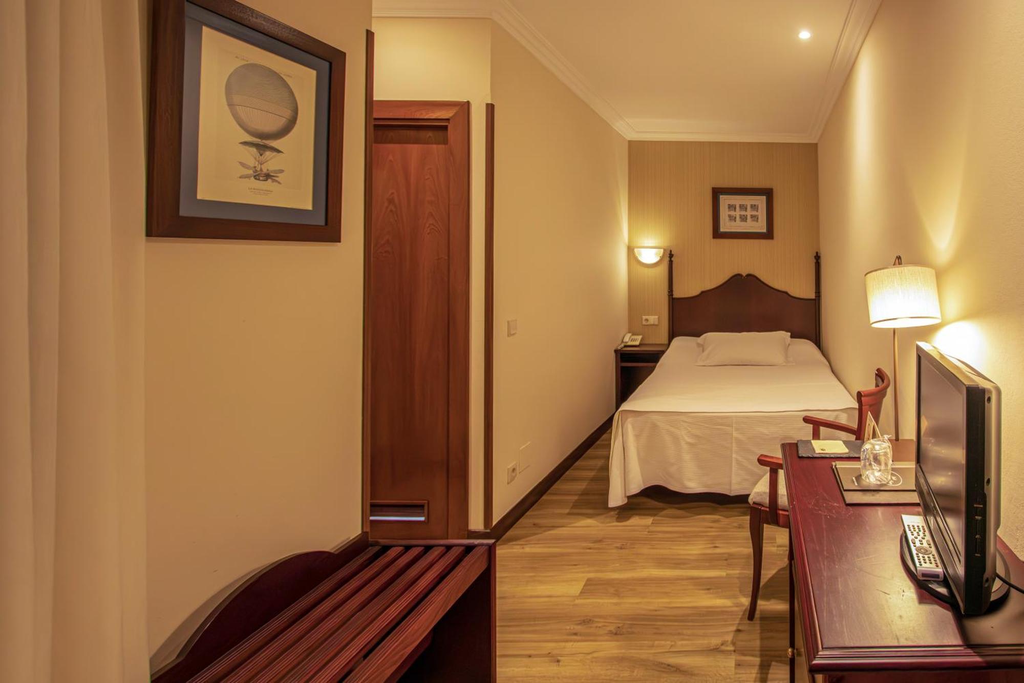 Hotel Ribadesella Playa ภายนอก รูปภาพ