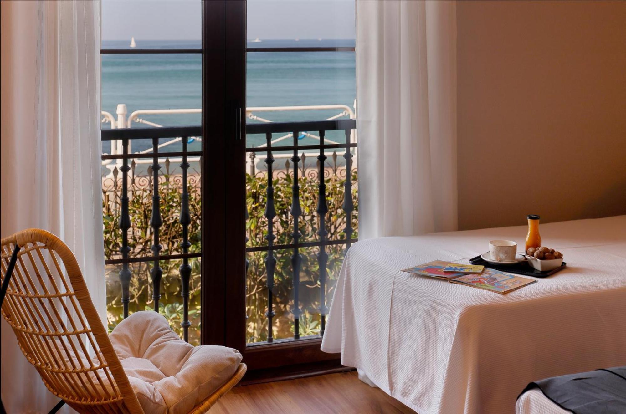 Hotel Ribadesella Playa ภายนอก รูปภาพ